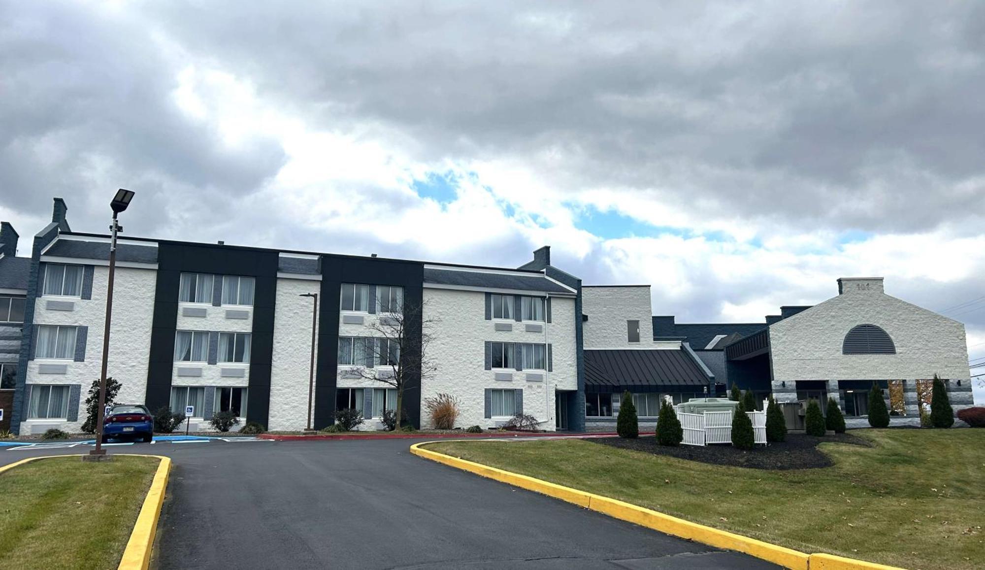 Best Western Carlisle South Bagian luar foto